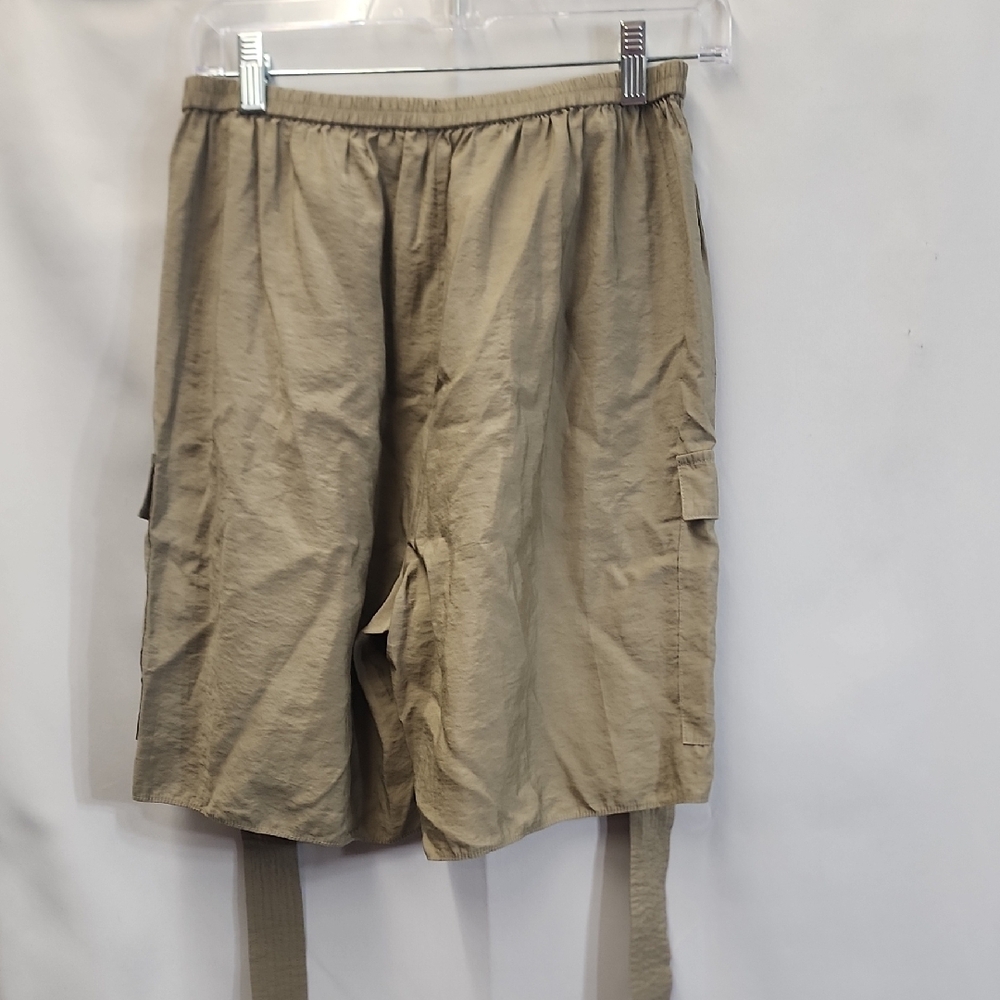 (0453) Sally LaPointe Tan Cargo Shorts with Elastic Waistband - Picture 5 of 5